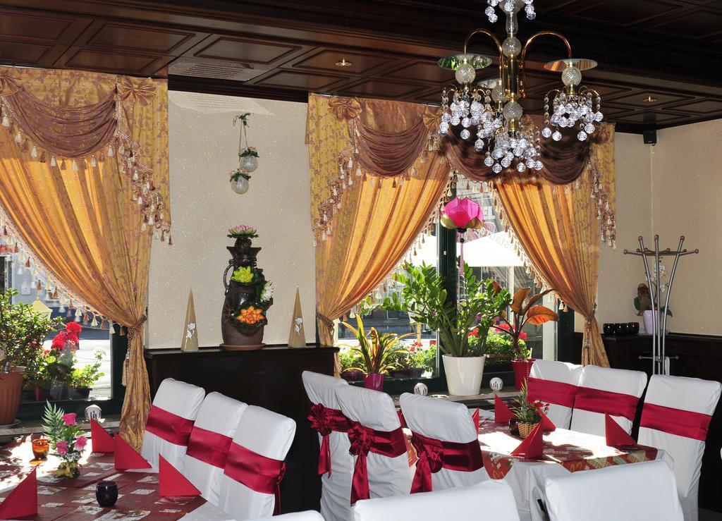Hotel Europaeischer Hof Elsterwerda Bagian luar foto