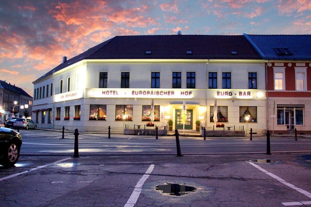 Hotel Europaeischer Hof Elsterwerda Bagian luar foto